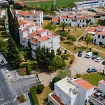 דירה Coastal Retreat By Lovelystay