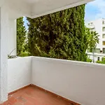 Coastal Retreat By Lovelystay Apartman